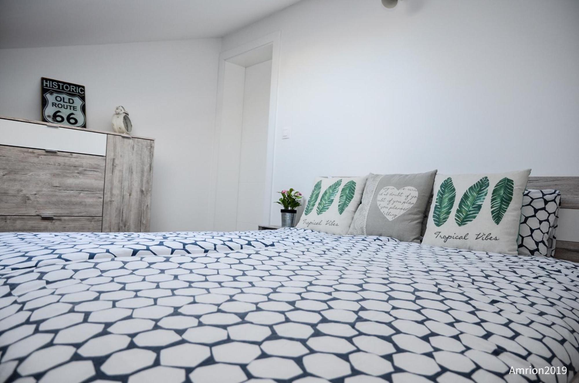 Marazul Apartments Povljana Kamer foto